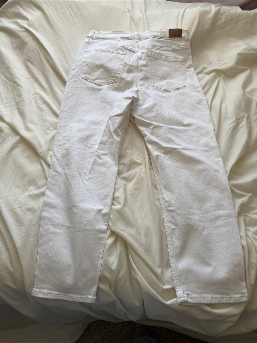 American Eagle Outfitters White High-Rise Jeans - Picture 8 of 8